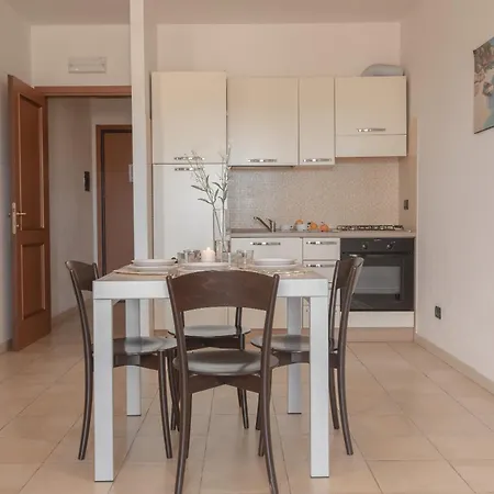 Apartment Stylish Le Fontane 1 Bedrapt B4 Sleeps 4