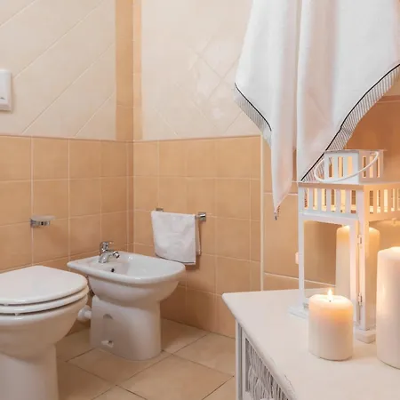 Stylish Le Fontane 1 Bedrapt B4 Sleeps 4 Apartment Villasimius
