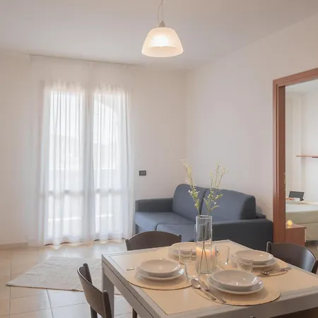 Stylish Le Fontane 1 Bedrapt B4 Sleeps 4 *
