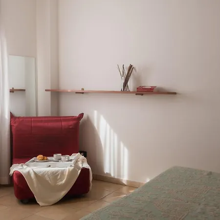 Stylish Le Fontane 1 Bedrapt B4 Sleeps 4 Apartment *