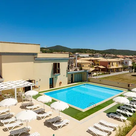 Apartment Stylish Le Fontane 1 Bedrapt B4 Sleeps 4 Villasimius