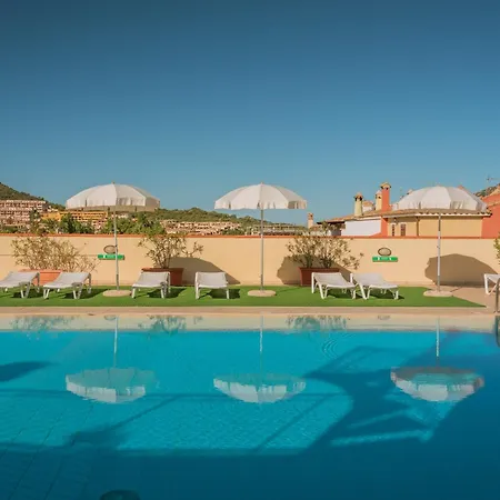 Stylish Le Fontane 1 Bedrapt B4 Sleeps 4 Apartment
