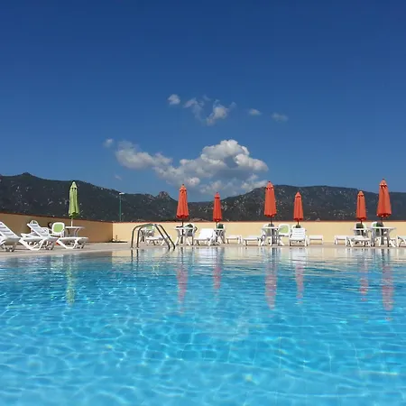 Apartment Stylish Le Fontane 1 Bedrapt B4 Sleeps 4 Villasimius